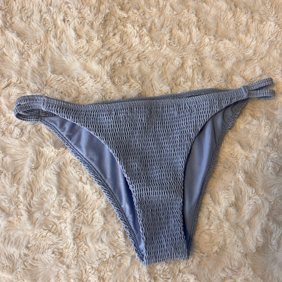Hollister Other - Hollister bottoms